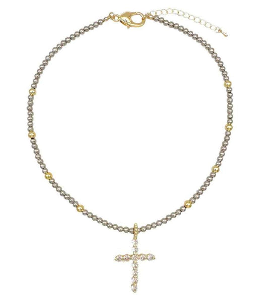 Collar plateado de cruz cristalina