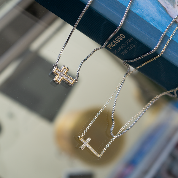 Collar De Cruz
