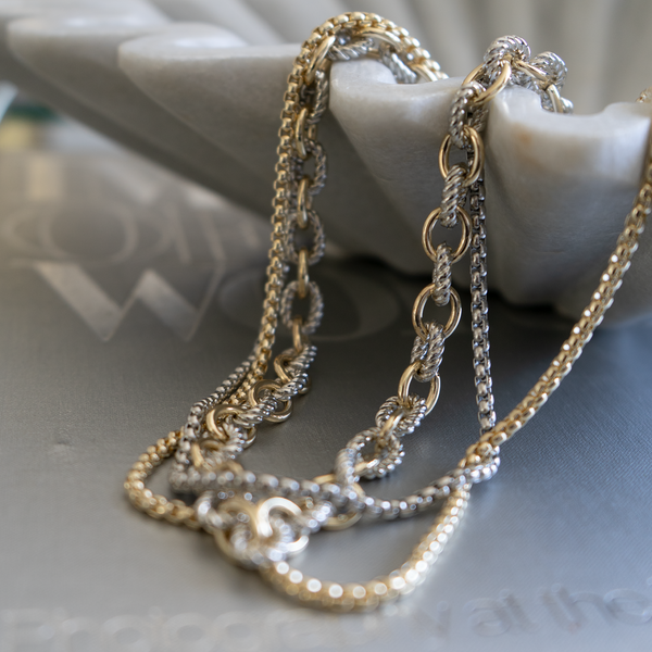 Collar con triple cadena bicolor
