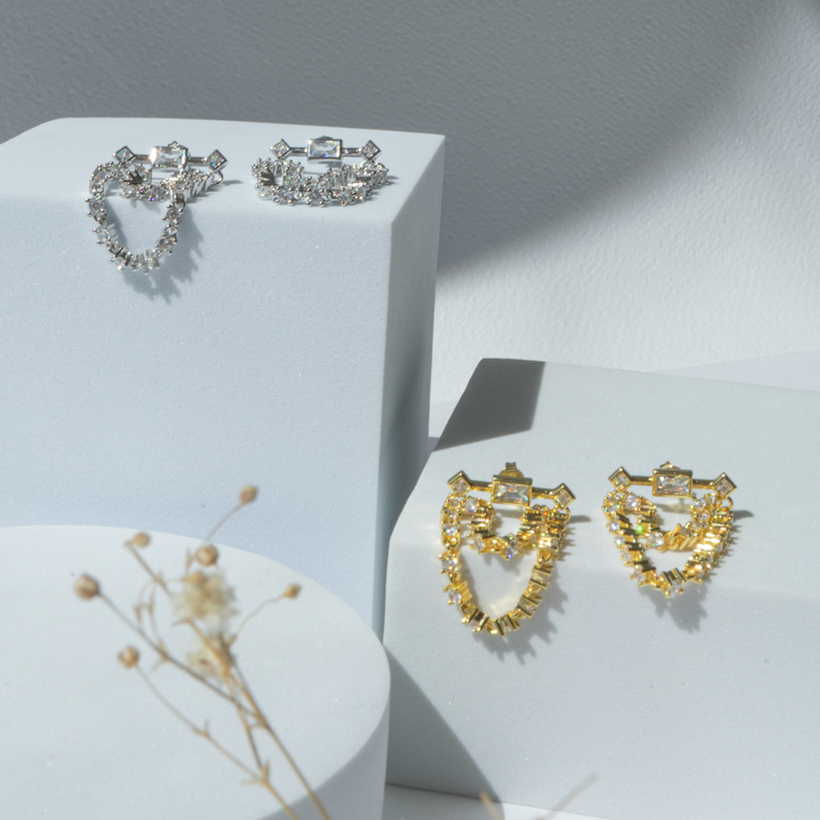 BASIC EARRINGS