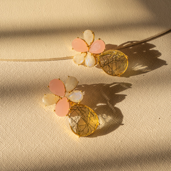 Aretes de flor con piedra natural (varios colores)